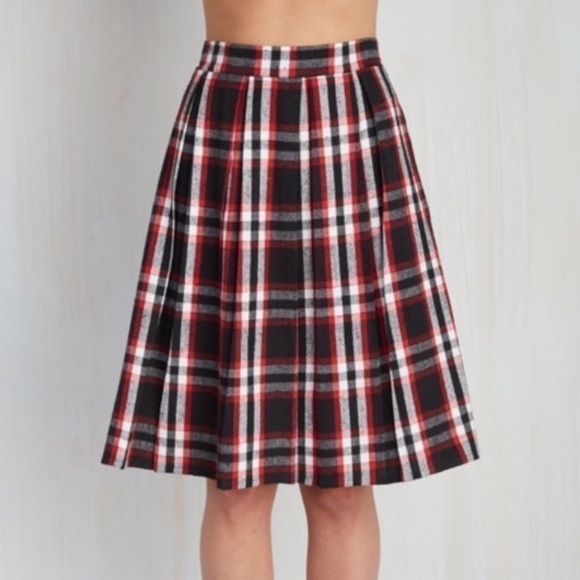 𝅺red Plaid Flannel Checker Skirt - Picture 1 of 9